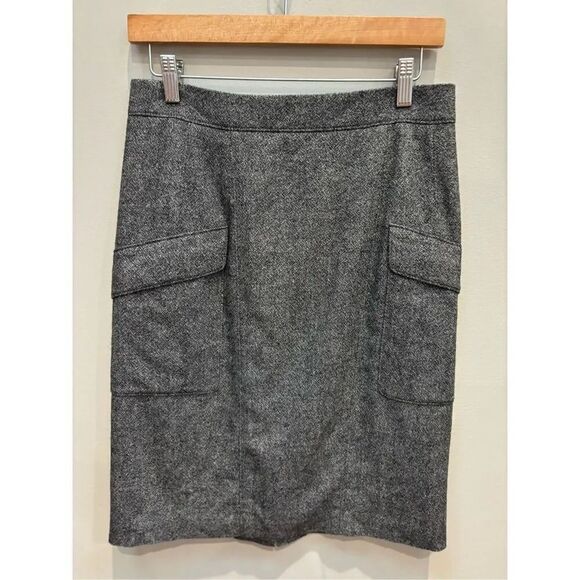Ann Taylor Dresses & Skirts - Ann Taylor 6 charcoal lined safari style wool blend (40) cargo pockets pencil sk